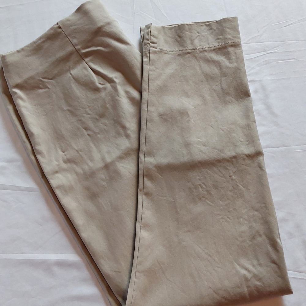 So Slimming By Chicos Women's Tan Size 1 Pull‎ on stretch Ankle Pants